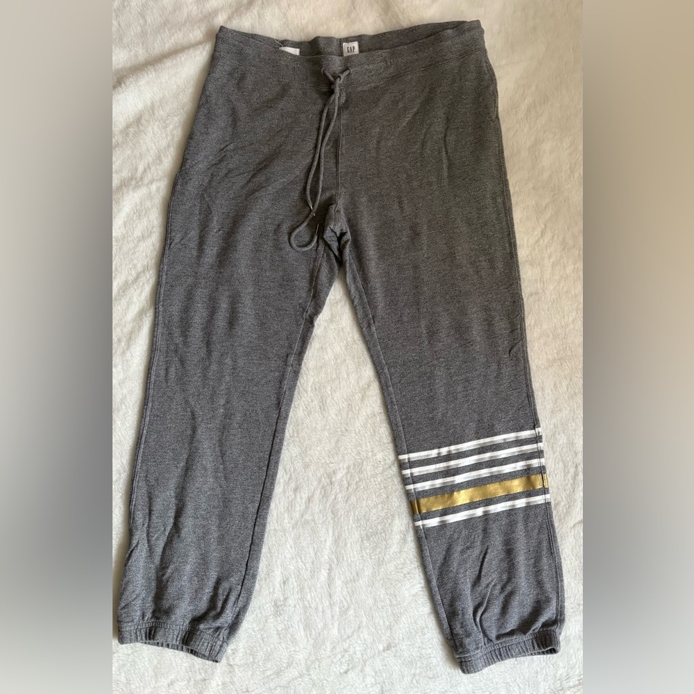 Women’s Joggers Gap Size L